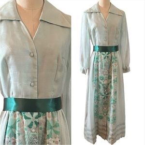 1970s Alfred Shaheen hostess dress with dagger collar.